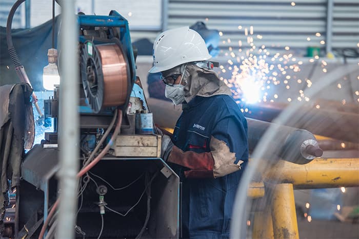 嘉峪关加油站网架安装